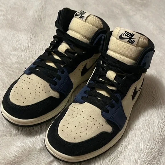 Air Jordan 1 Zoom CMFT 2 Shoe - Picture 7 of 15